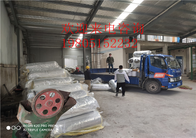 六合油厂厂房顶泡沫板更换彩钢瓦